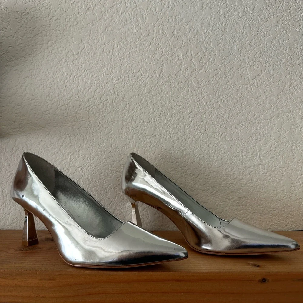 Reformation Milano Pumps In Silver Size 8 - Picture 4 of 11